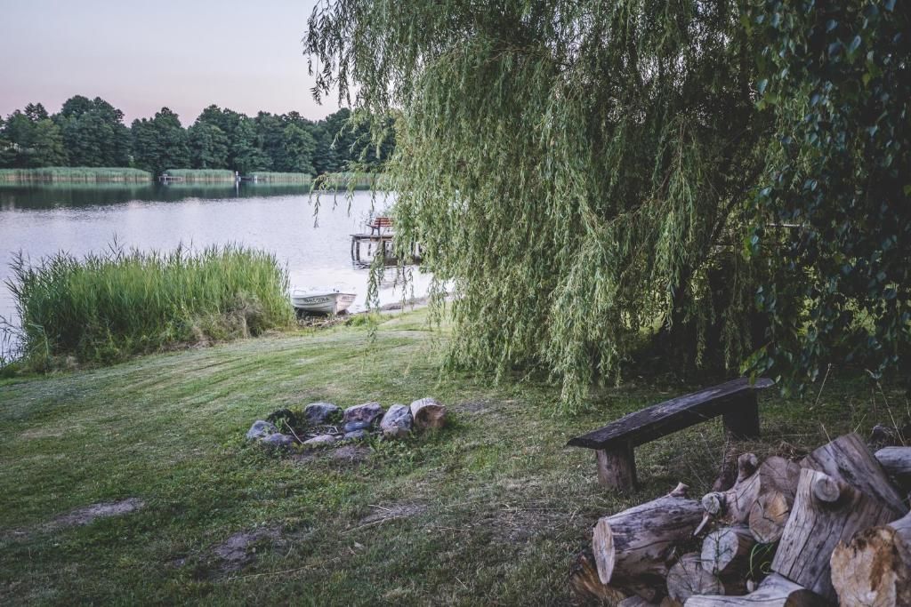 Дома для отпуска Dom z sadem nad jeziorem Orzysz Skomack Wielki-76