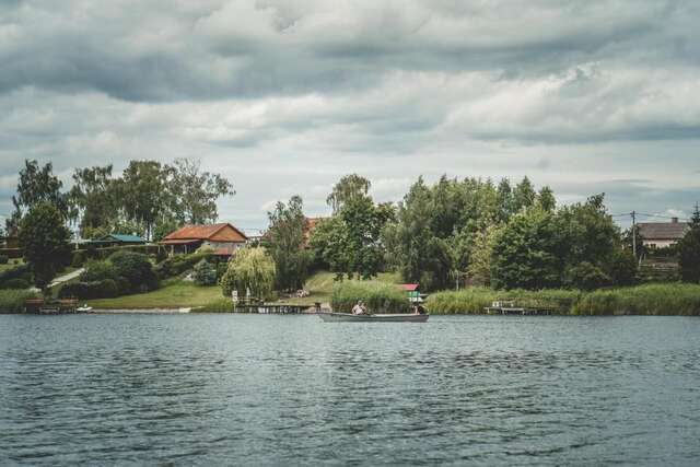 Дома для отпуска Dom z sadem nad jeziorem Orzysz Skomack Wielki-48
